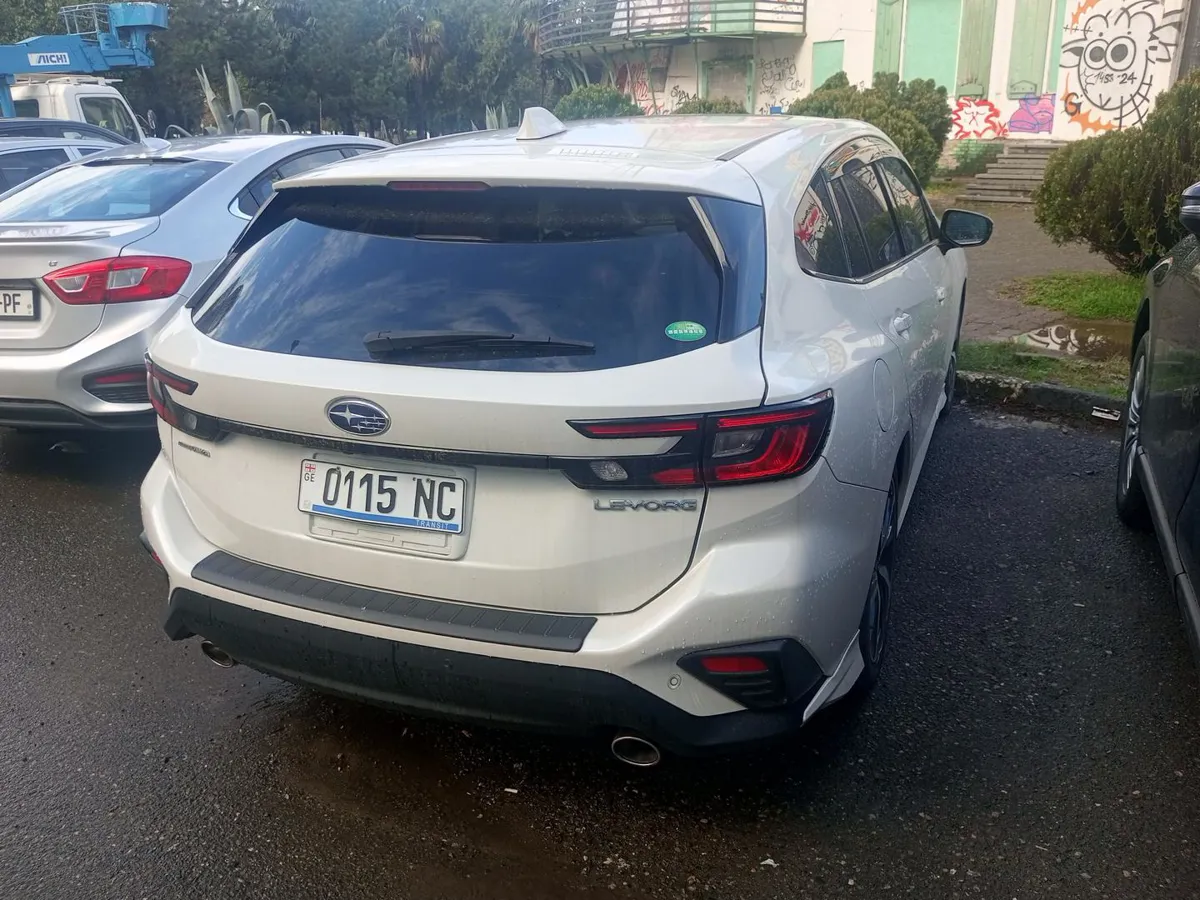 Subaru Impreza - фото 1