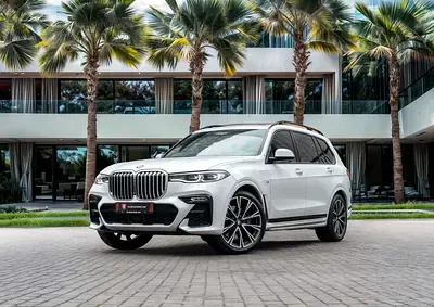 BMW X7 - фото 1
