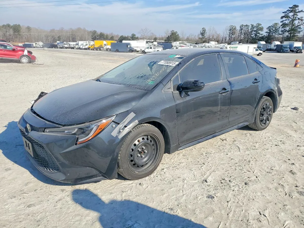 TOYOTA COROLLA LE - фото 1