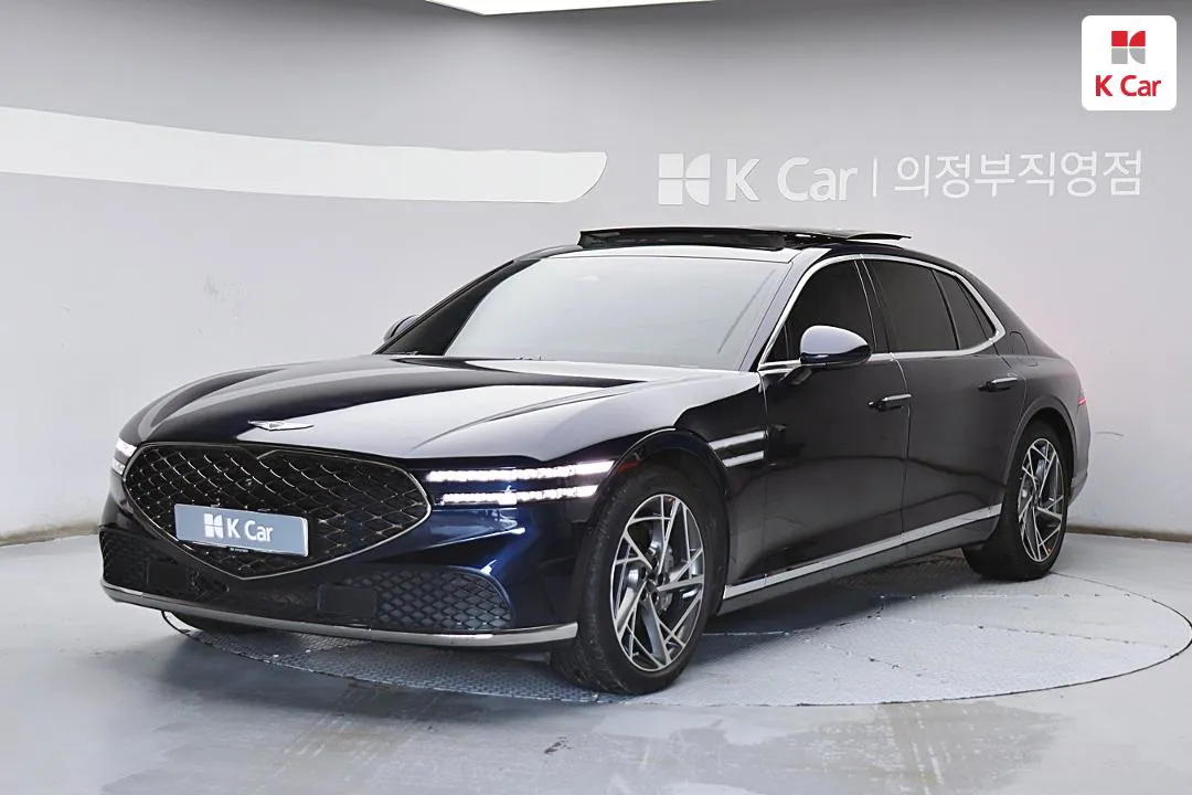 Genesis G90 - фото 1