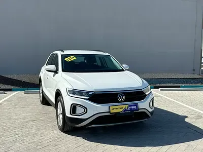 Volkswagen T-Roc - фото 1