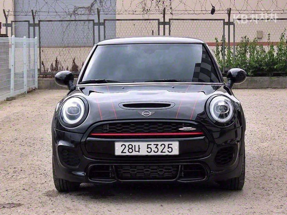 Mini 쿠퍼 3도어 S 1.6 JCW - фото 1