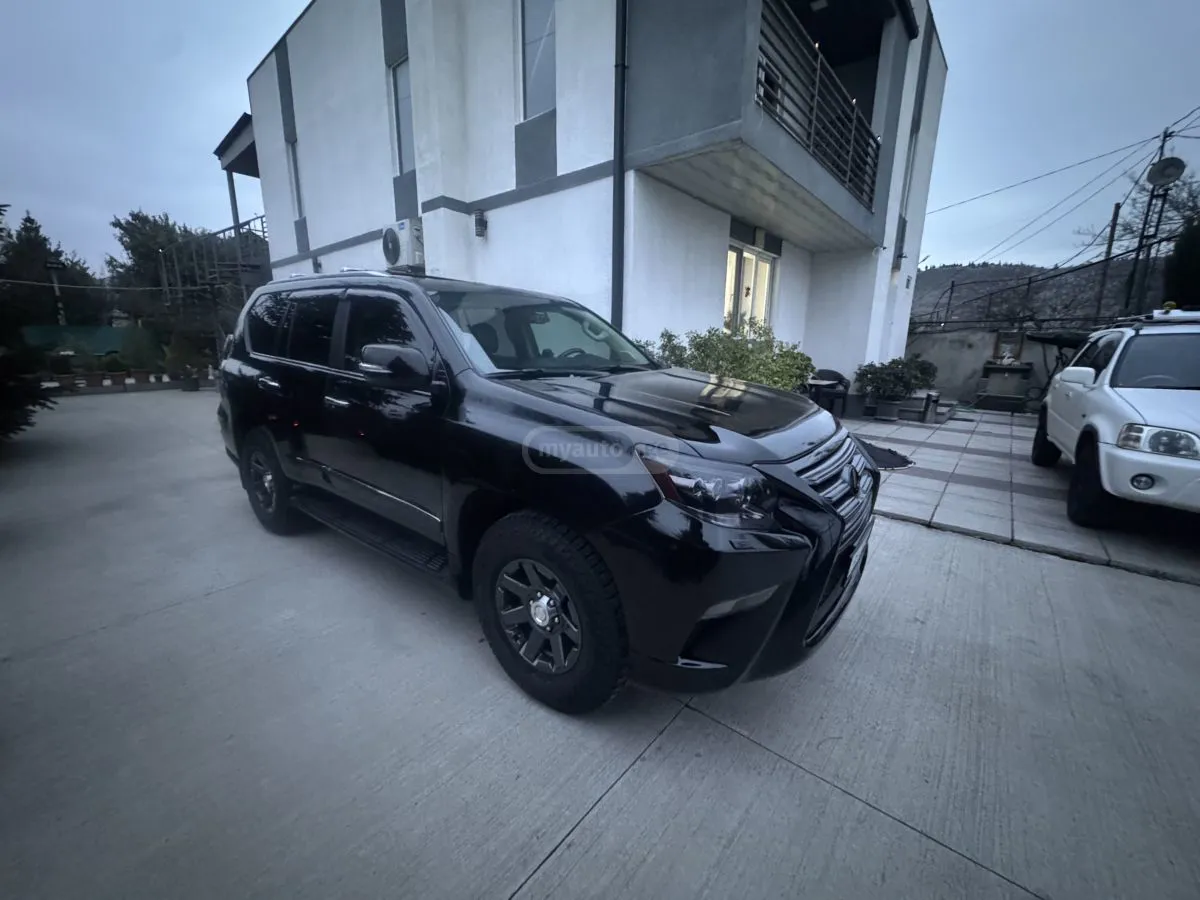 Lexus GX 460 - фото 1