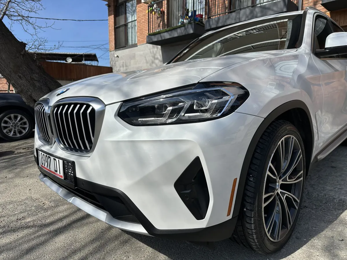 BMW X3 - фото 1
