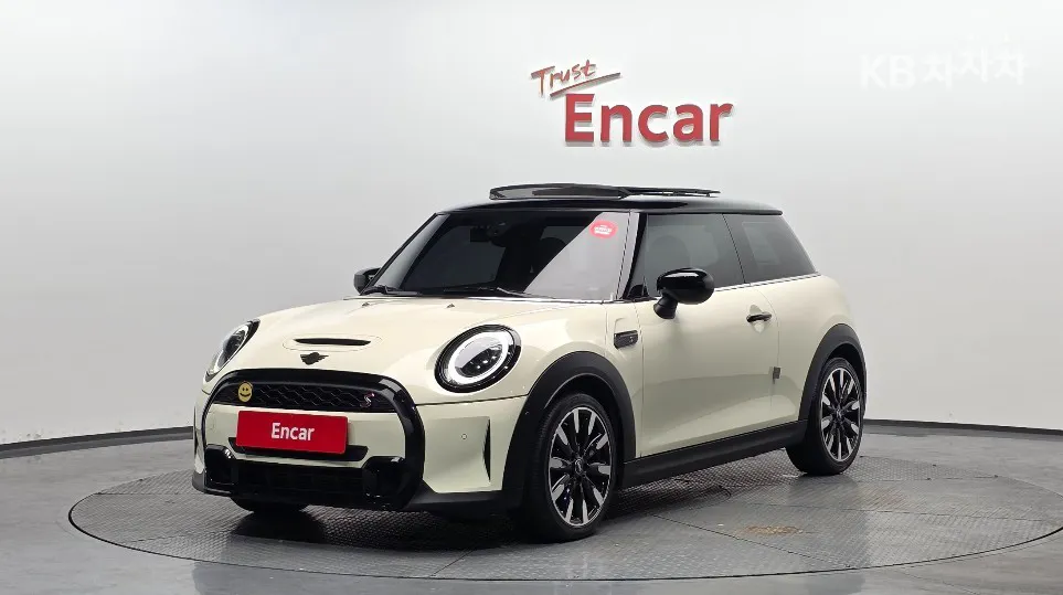 Mini 쿠퍼 3도어 S 2.0 Classic 기본형 - фото 1