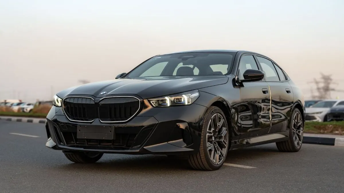 BMW 530Li - фото 1