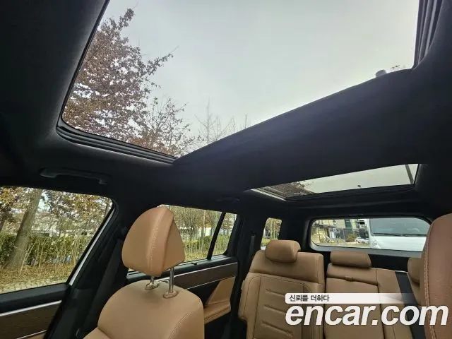 Hyundai Santafe - фото 1