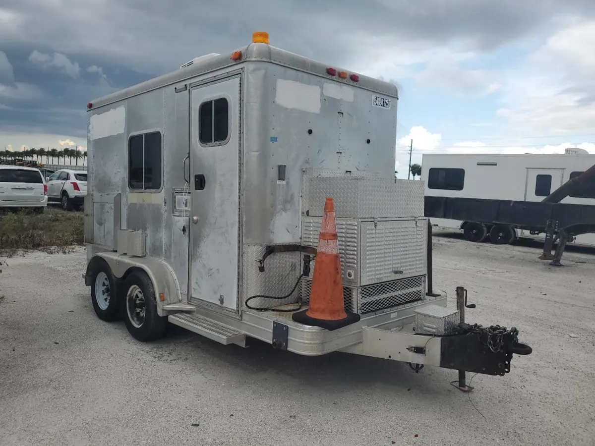 FEATHERLITE MFG INC - фото 1