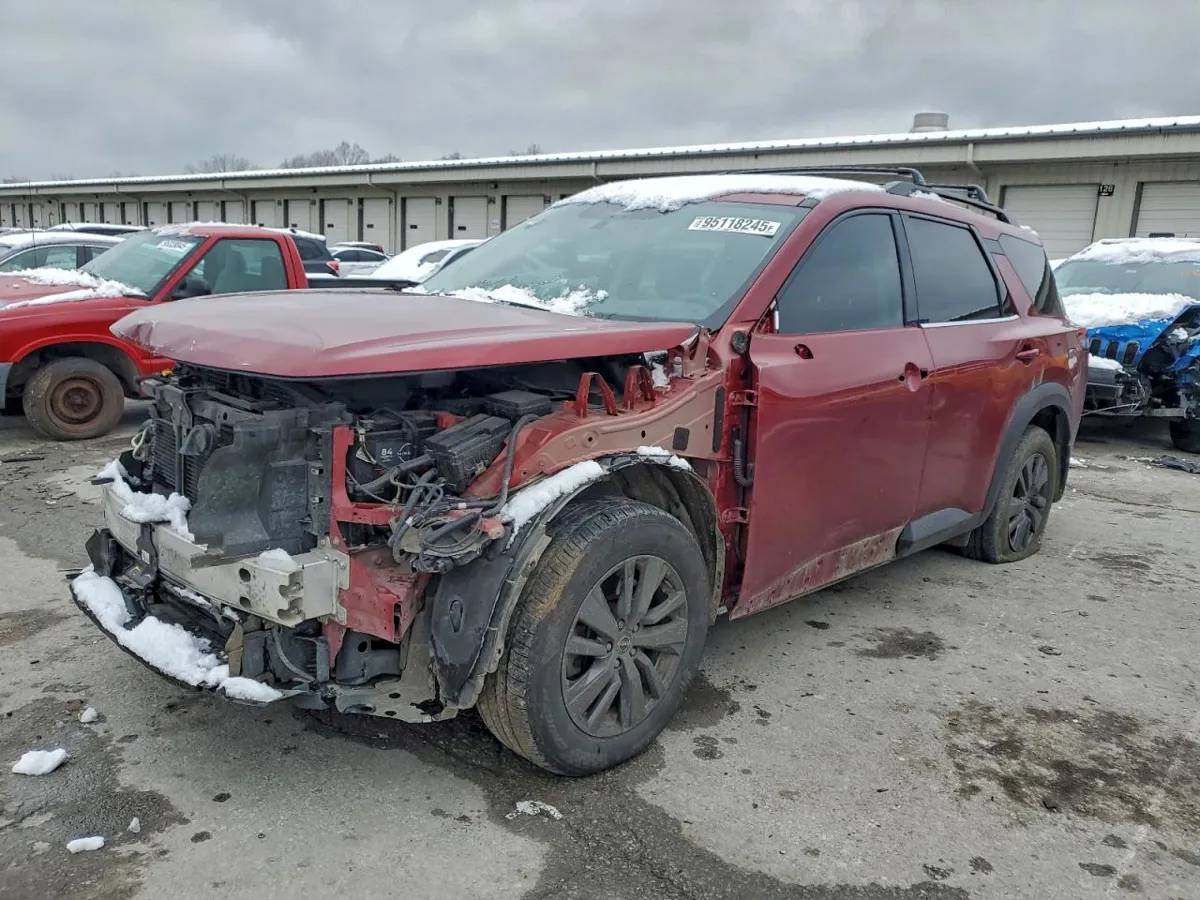 NISSAN PATHFINDER SV - фото 1