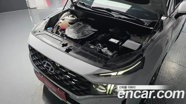 Hyundai Santafe - фото 1