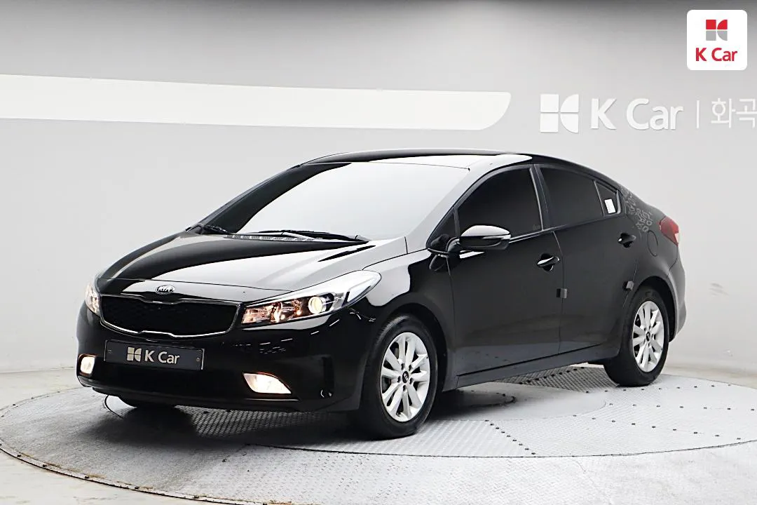 Kia K3 - фото 1