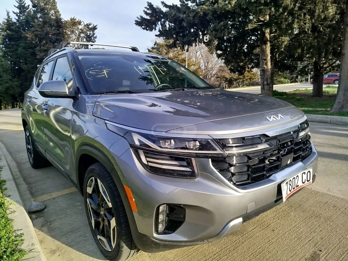 Kia Seltos - фото 1