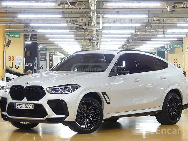 BMW X6 M - фото 1