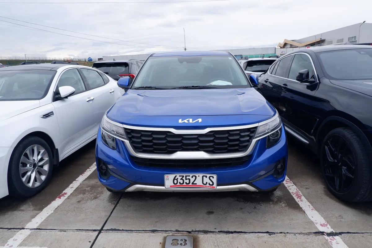 Kia Seltos - фото 1