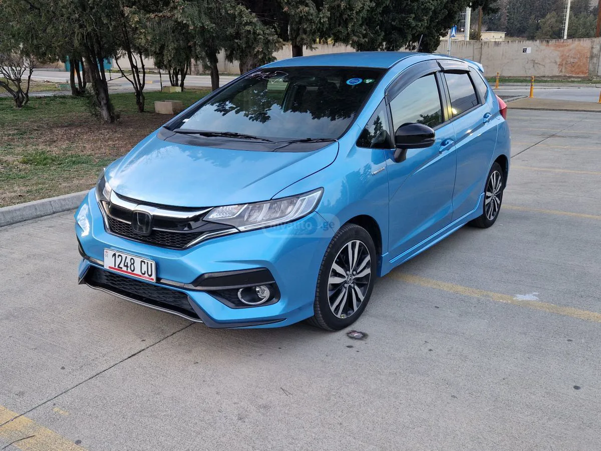 Honda FIT - фото 1