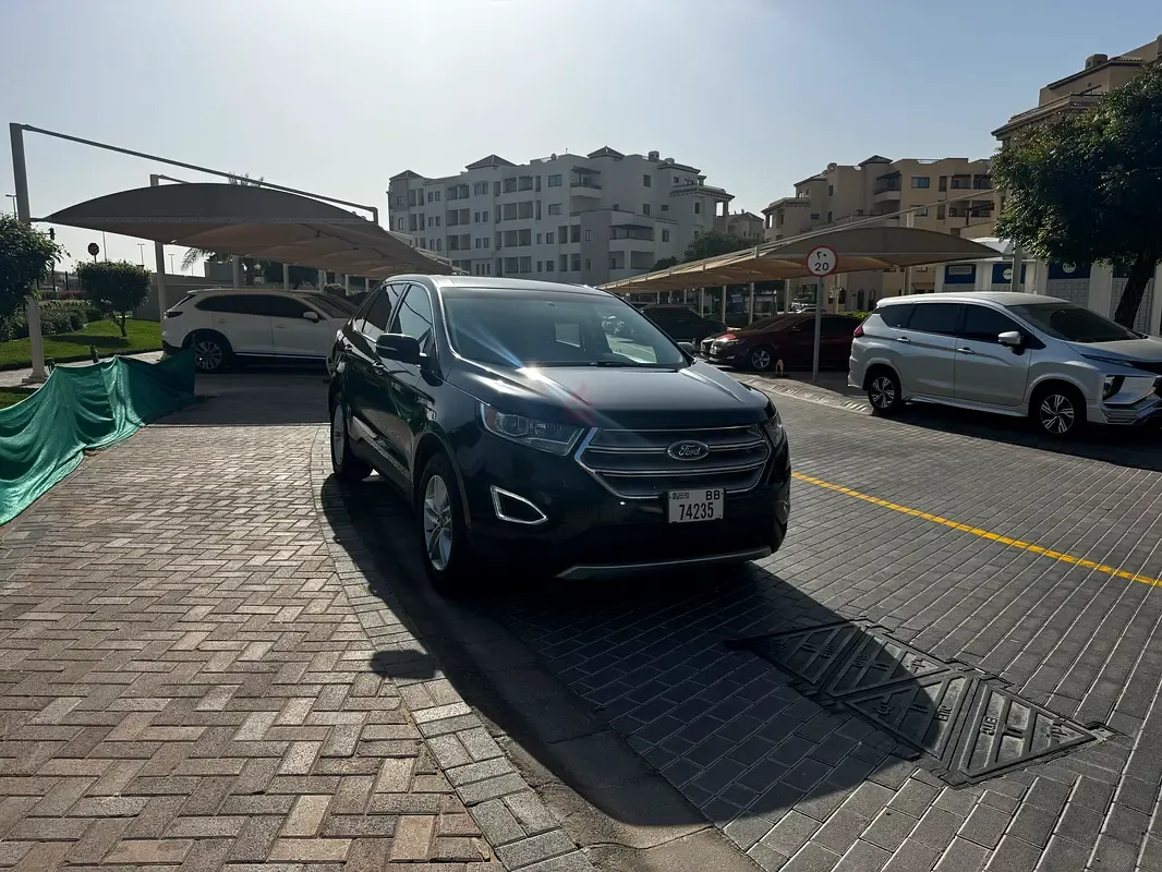 Ford Edge - фото 1