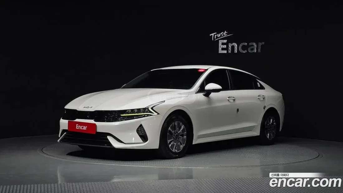 Kia Optima - фото 1