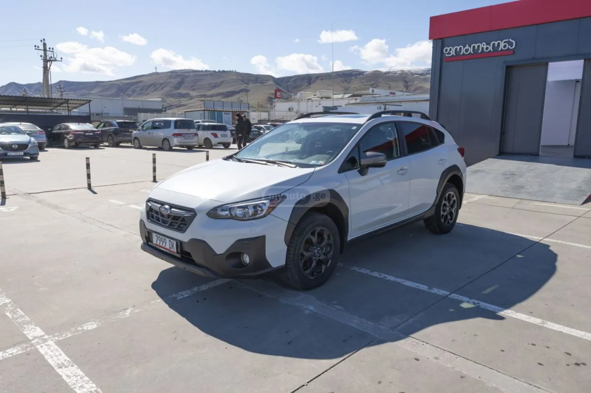 Subaru Crosstrek - фото 1