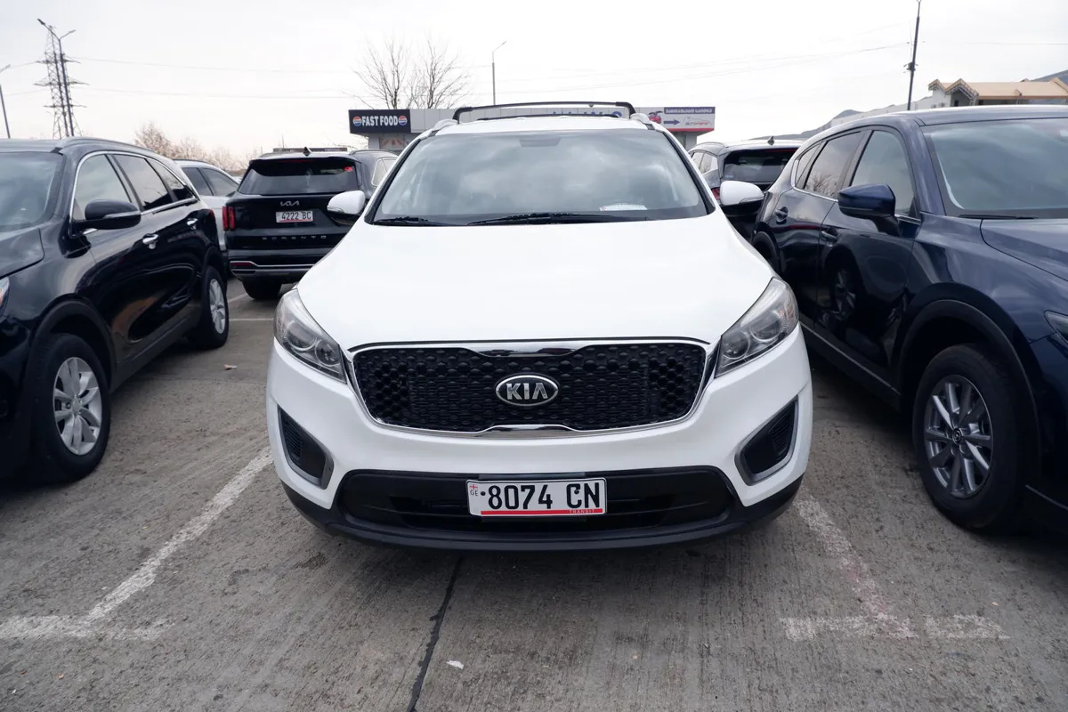Kia Sorento - фото 1