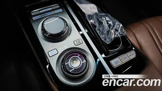 Genesis G80 - фото 1