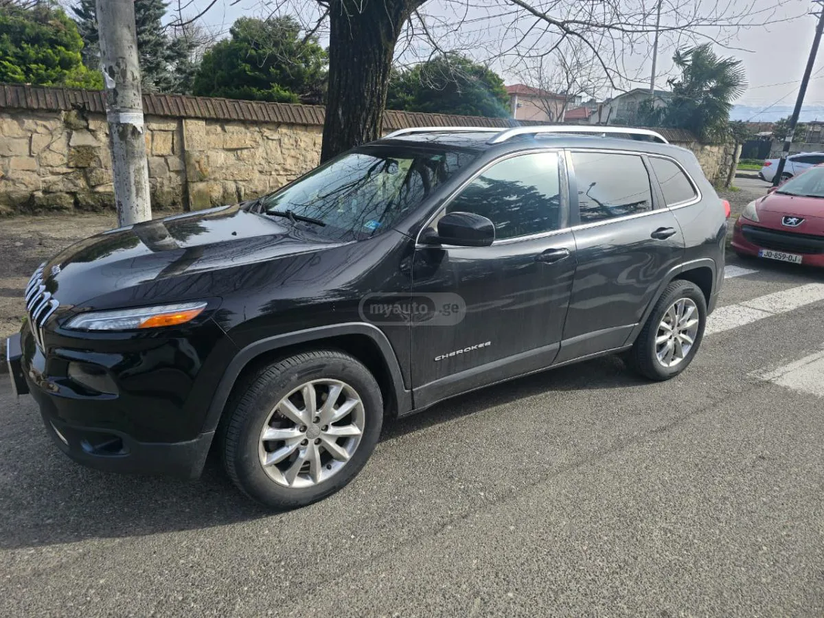 Jeep Cherokee - фото 1