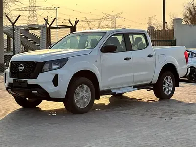 Nissan Navara - фото 1