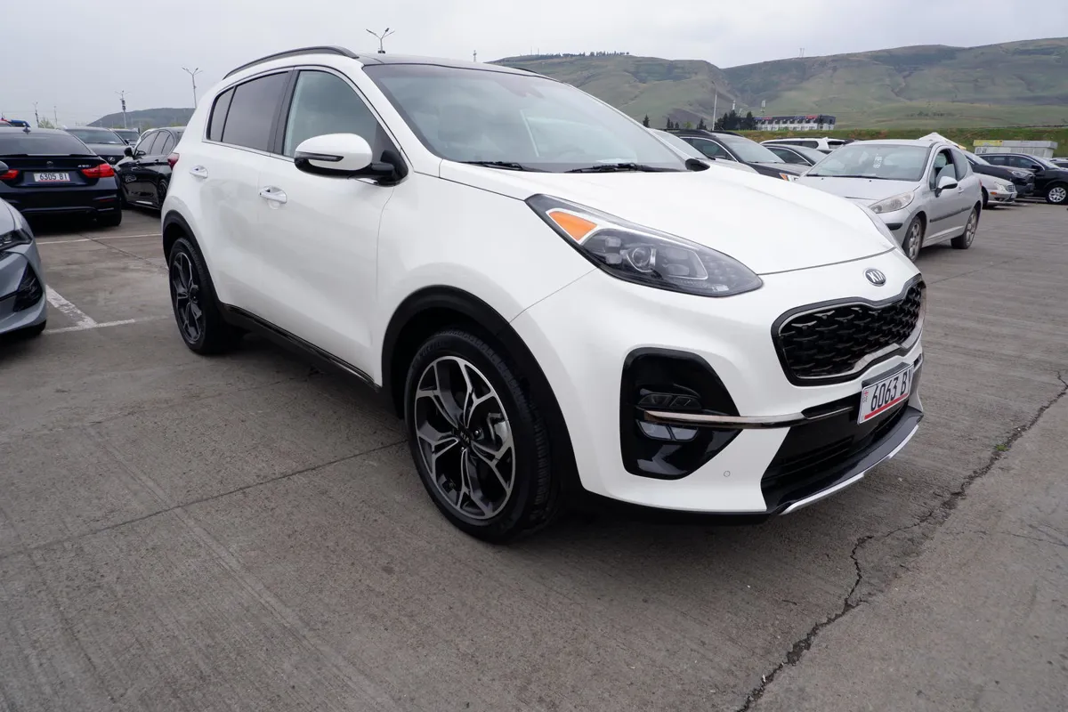 Kia Sportage - фото 1