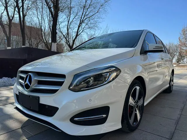 Mercedes-Benz B-Class - фото 1