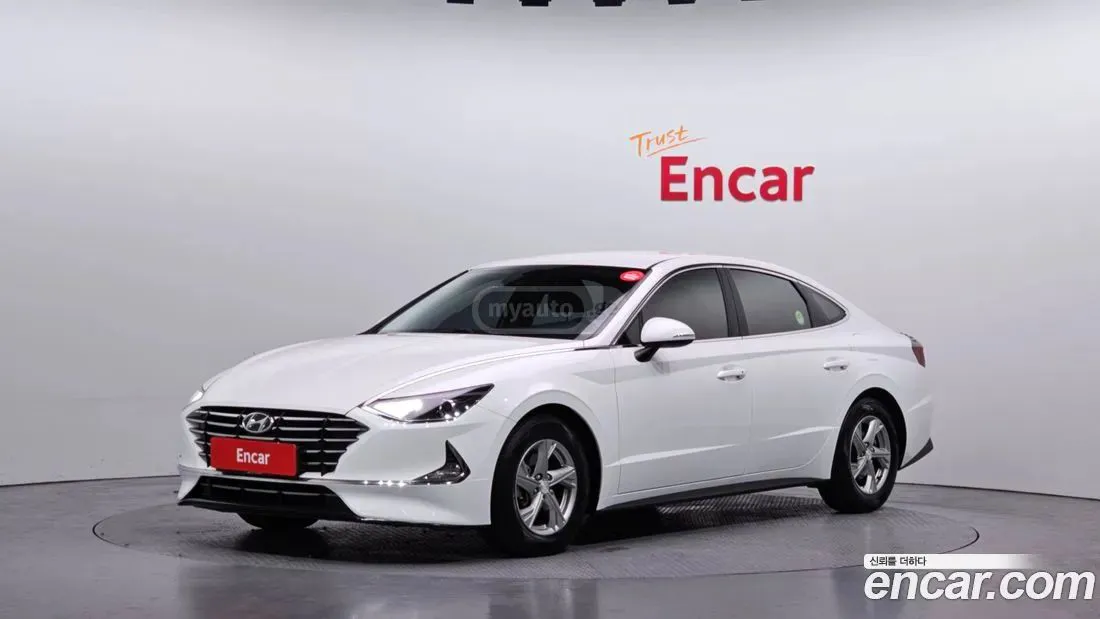 Hyundai Sonata - фото 1