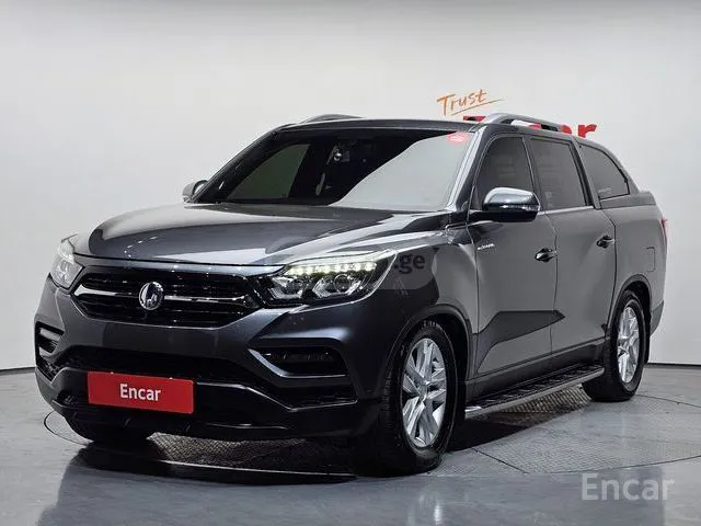 Ssangyong Rexton - фото 1