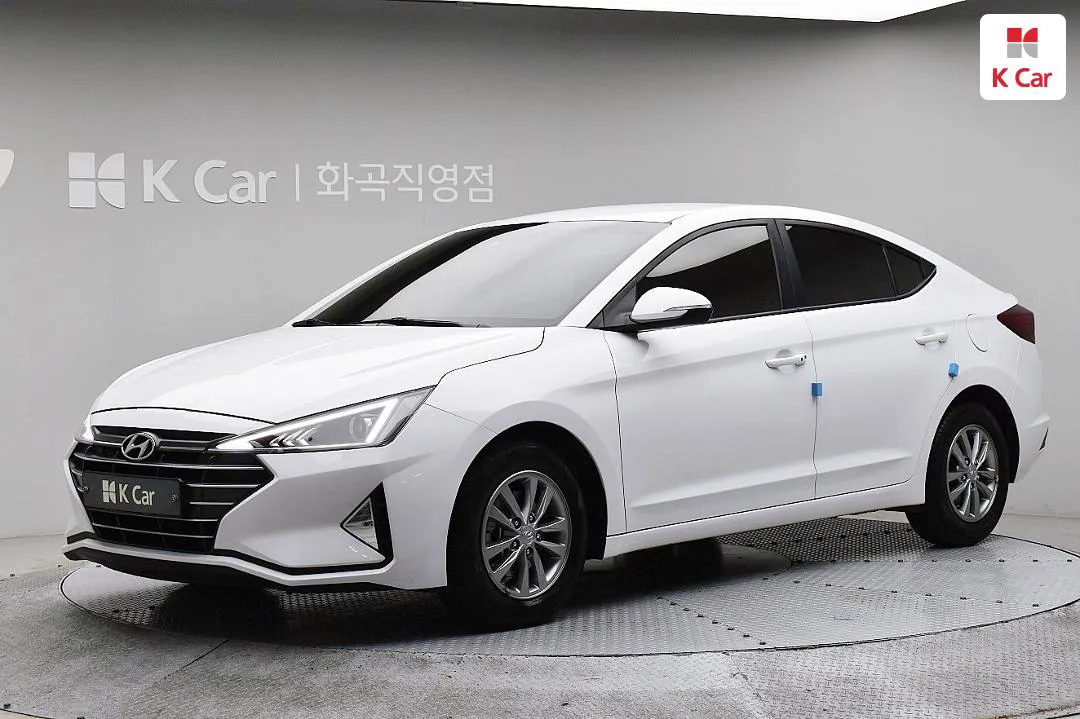 Hyundai 아반떼 - фото 1