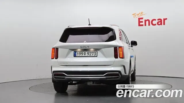 Kia Sorento - фото 1