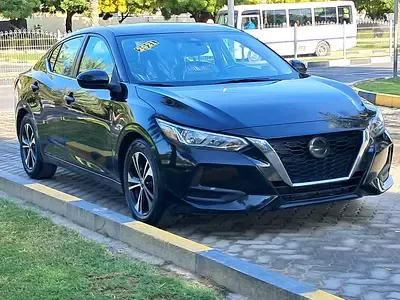 Nissan Sentra - фото 1