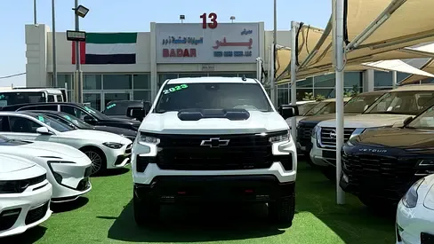 Chevrolet Silverado - фото 1