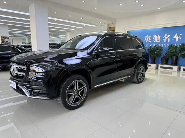 Mercedes-Benz GLS - фото 1