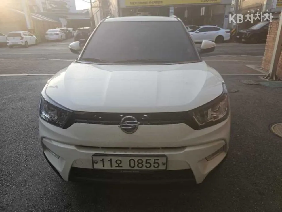 KG Mobility 티볼리 디젤 VX - фото 1