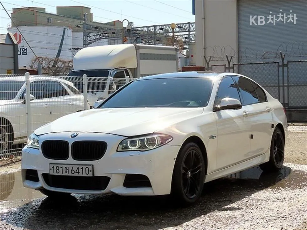 BMW 뉴5시리즈 520d xDrive M 에어로다이나믹 F10 - фото 1