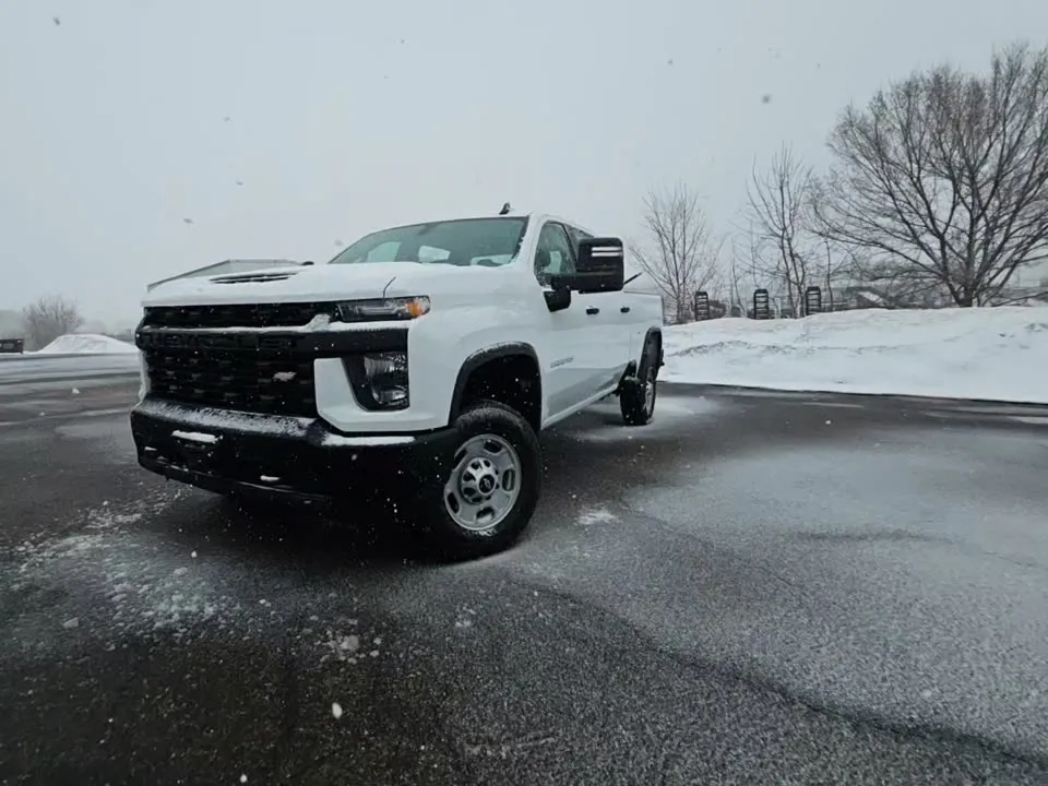 Chevrolet Silverado 2500HD Work Truck - фото 1