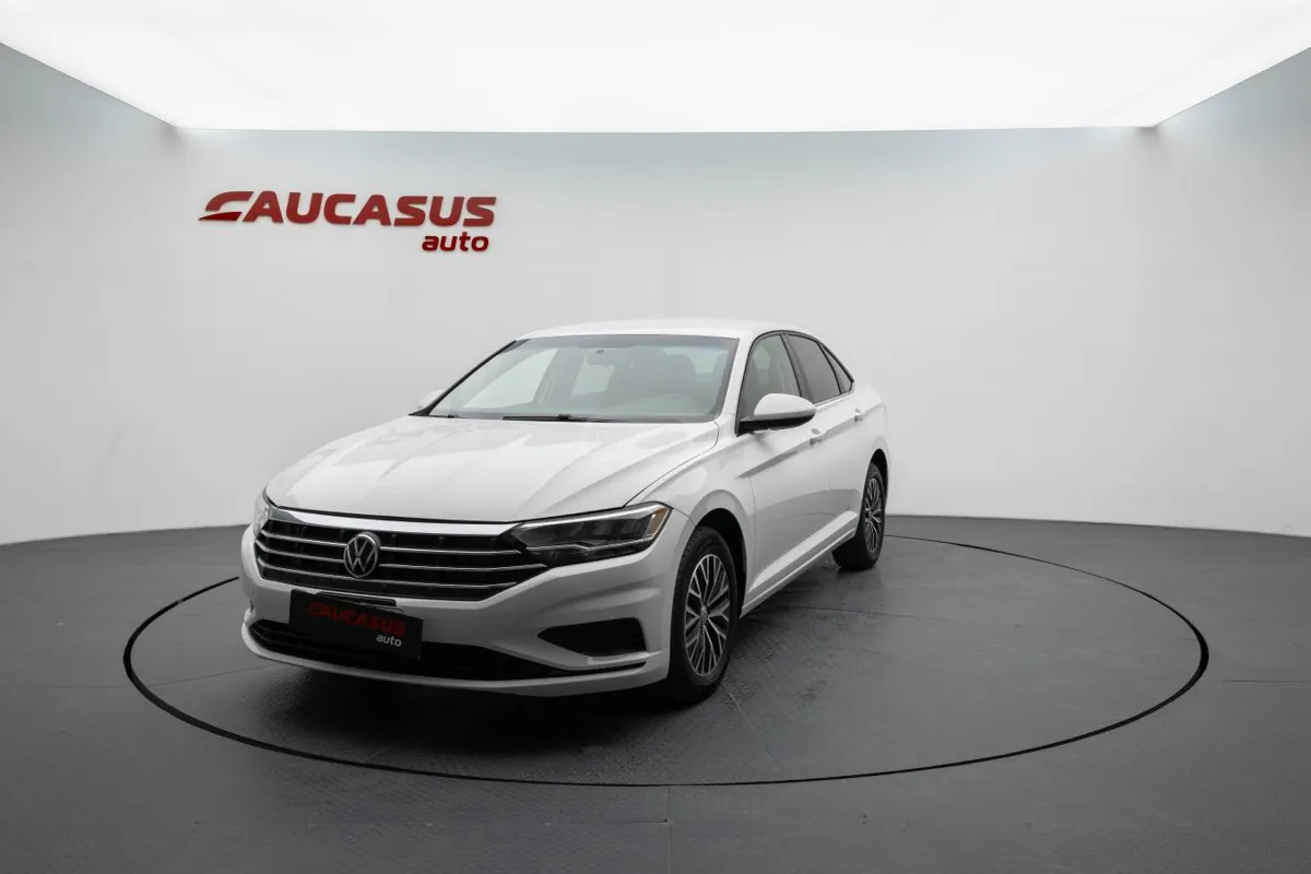 Volkswagen Jetta - фото 1