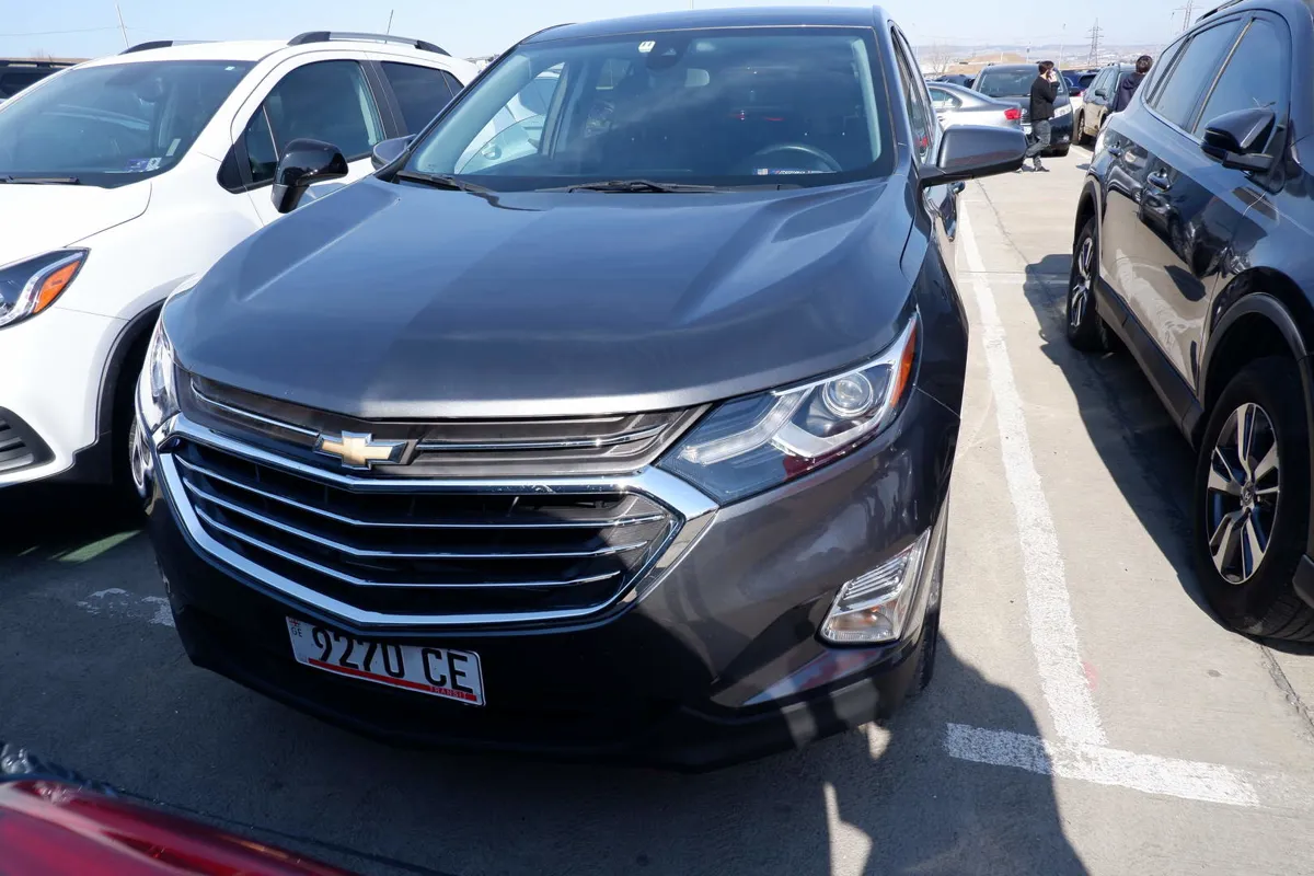 Chevrolet Equinox - фото 1