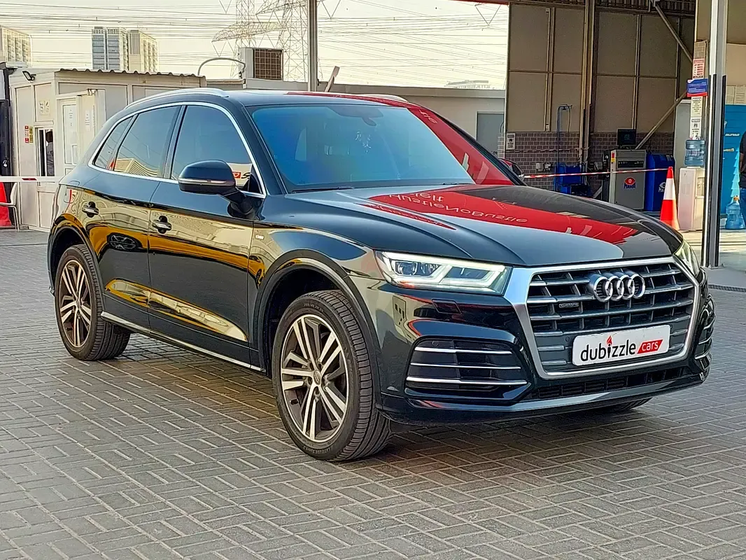 Audi Q5 - фото 1