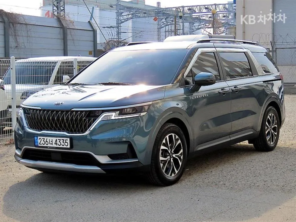 Kia 카니발 4세대 D2.2 9인승 프레스티지 - фото 1