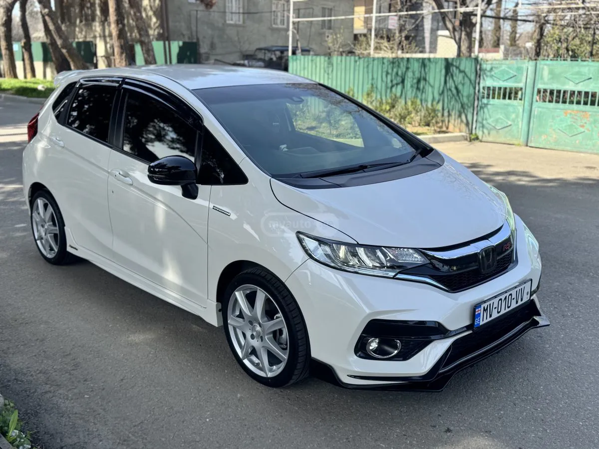 Honda FIT - фото 1