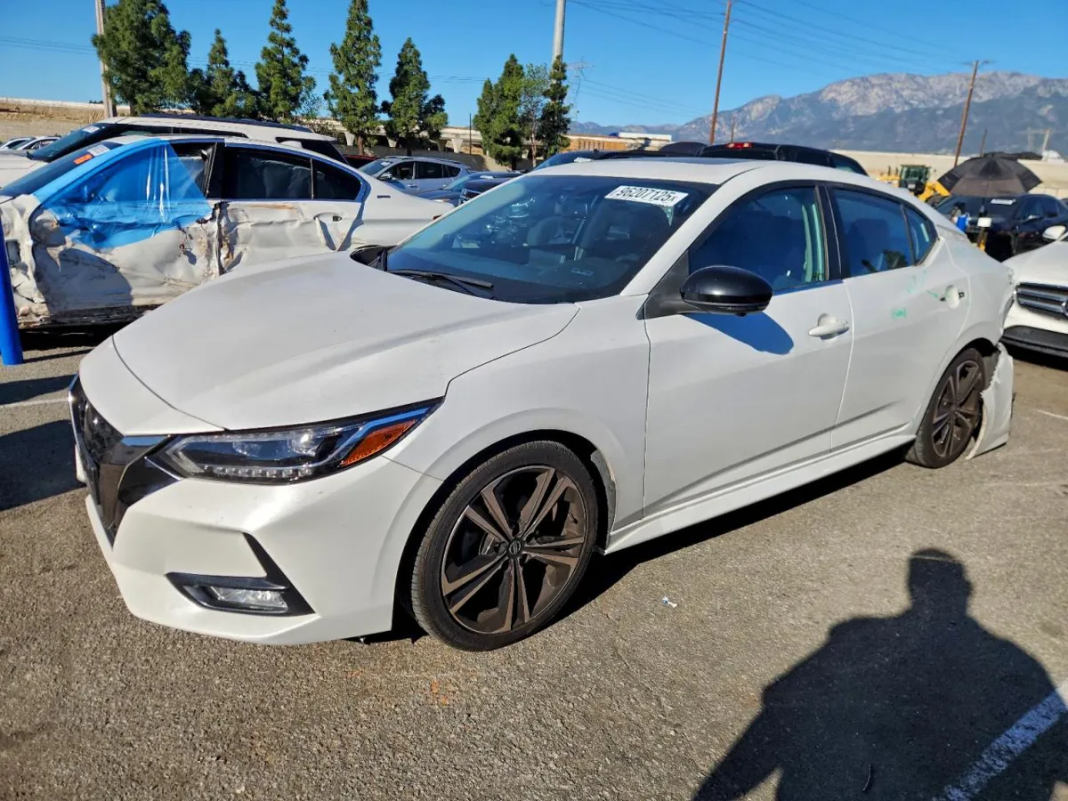 NISSAN SENTRA - фото 1