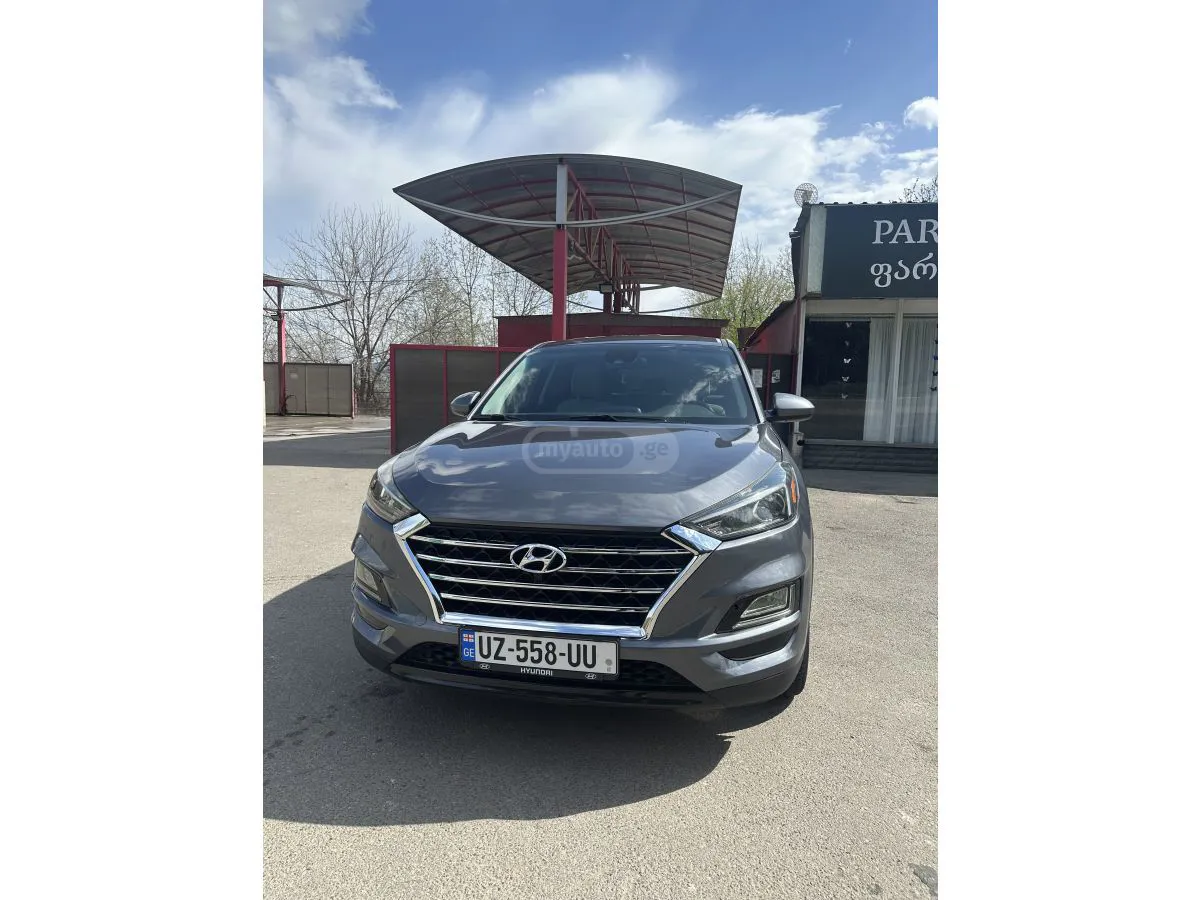 Hyundai Tucson - фото 1