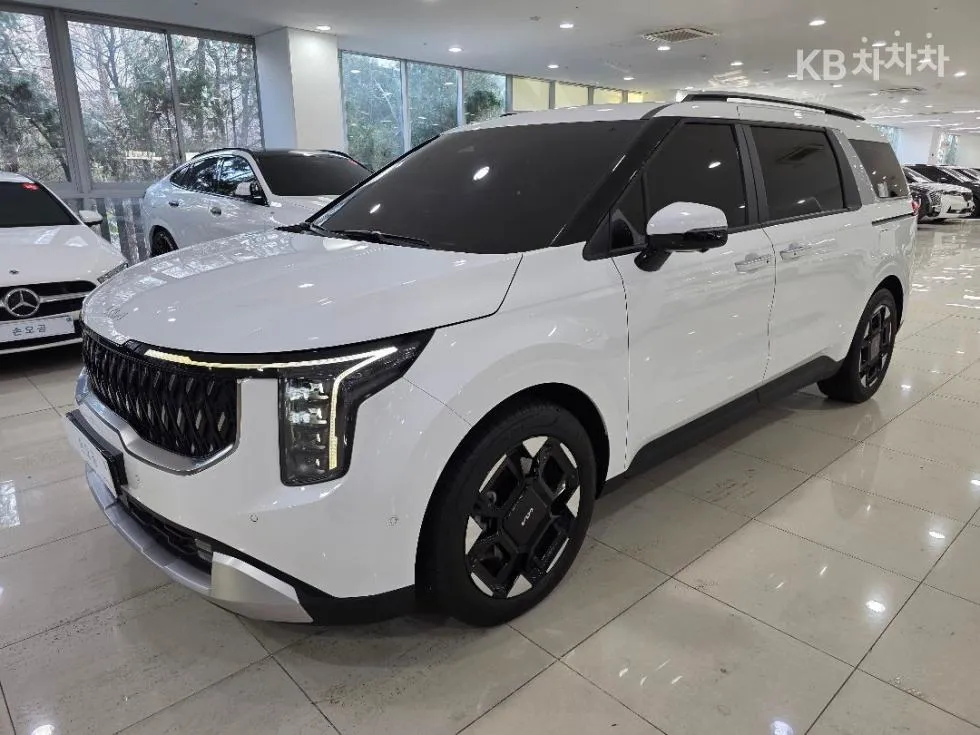 Kia 더 뉴 카니발 4세대 D2.2 9인승 프레스티지 - фото 1
