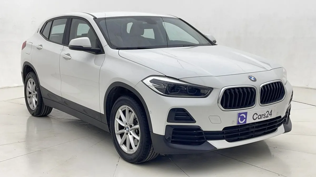 BMW X2 - фото 1