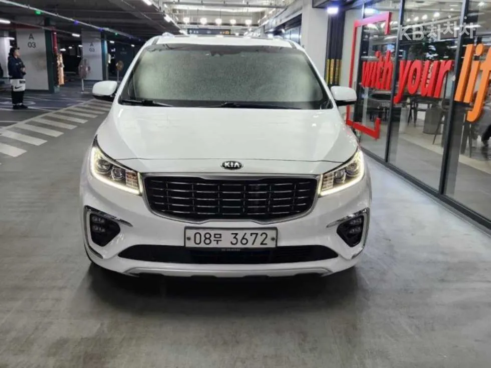 Kia 더 뉴 카니발 9인승 2.2 디젤 노블레스 스페셜 - фото 1