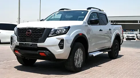 Nissan Navara - фото 1
