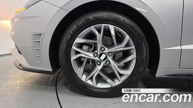 Hyundai Sonata - фото 1